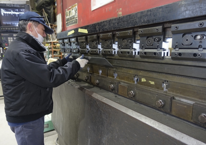 外壁パネル・板金工事部門